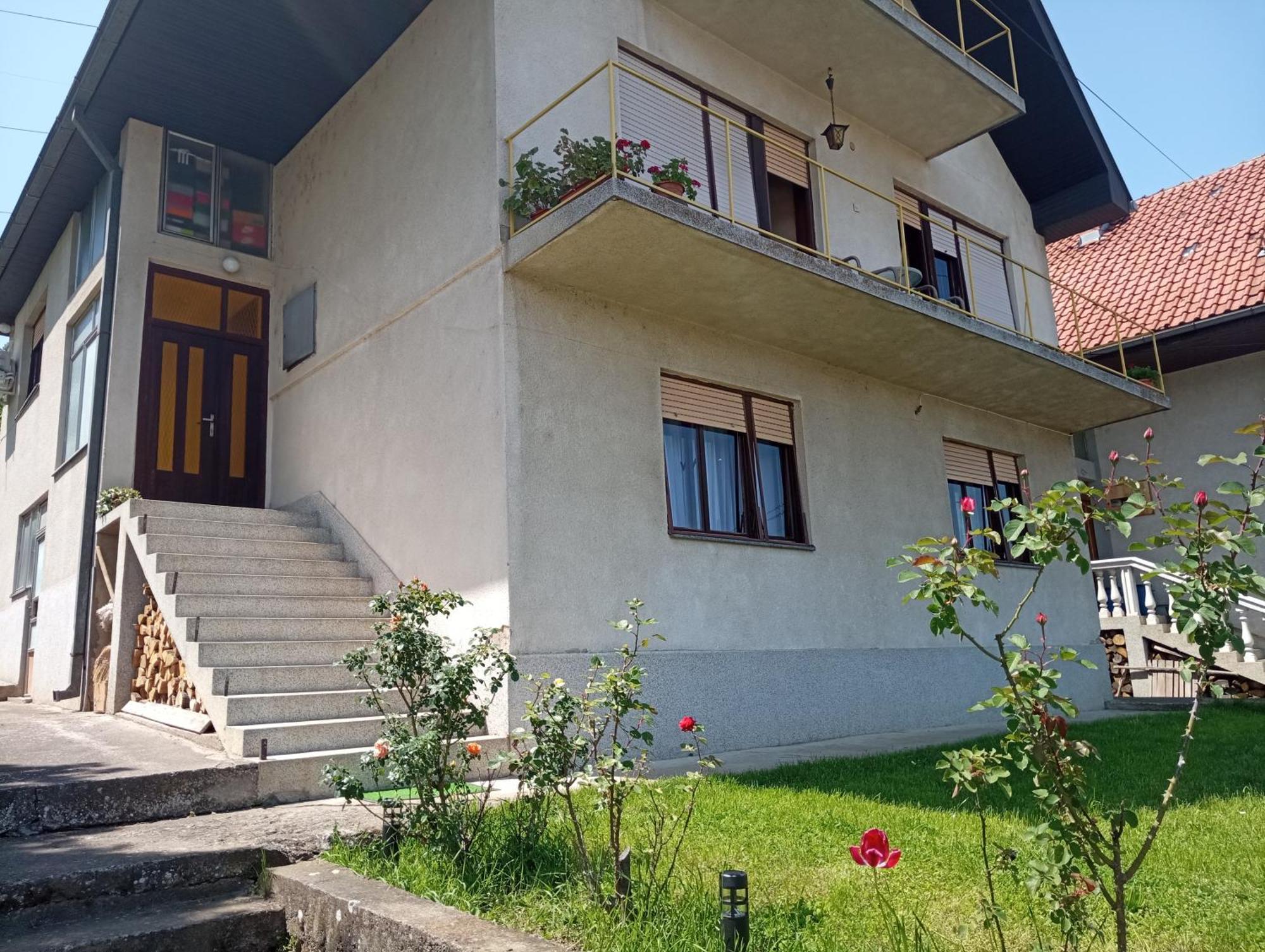Aleksic Apartment *